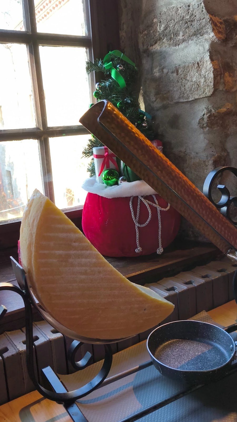 Auberge de la Croix de St Sabin à Colombier — photo 3